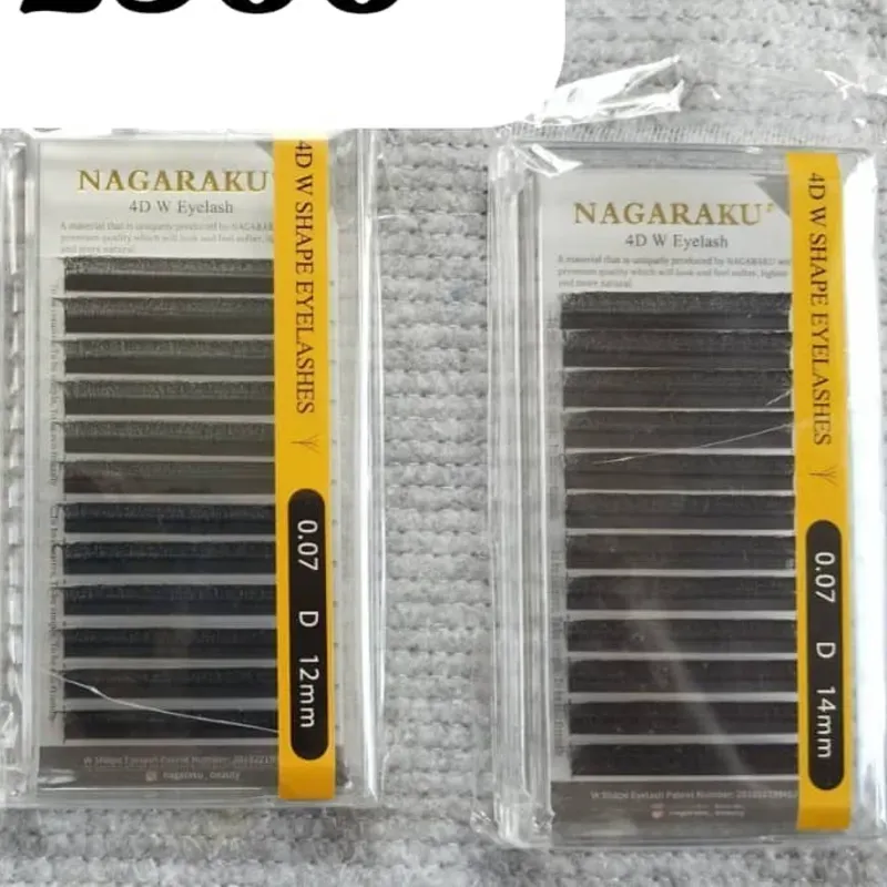 Pestañas 4D individuales