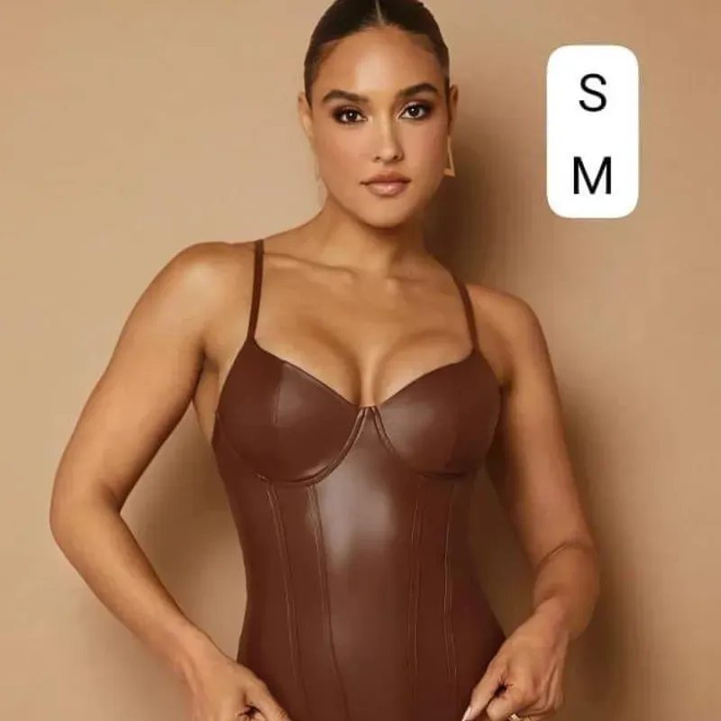  Body chocolate tipo cuero con copas estructuradas