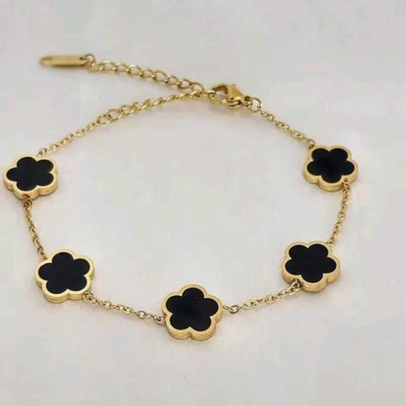 Pulsera de hoja de trébol dorada
