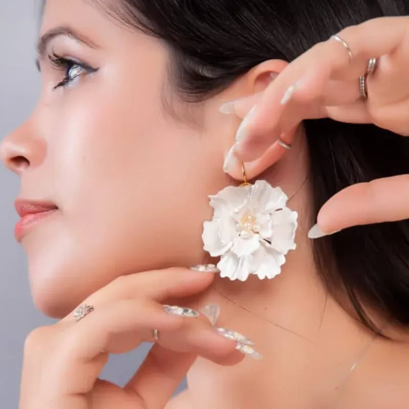 ✨Maxi Aretes  "Karlas" Blancas✨