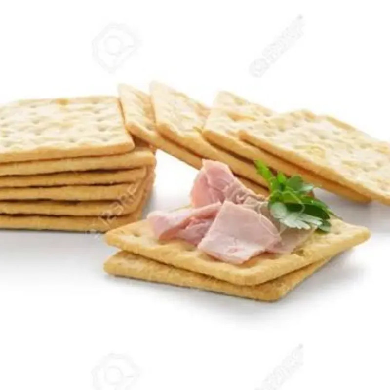 Galleta de soda con jamón