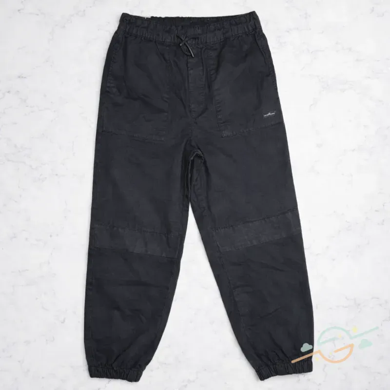 Pantalón negro LEFTIES