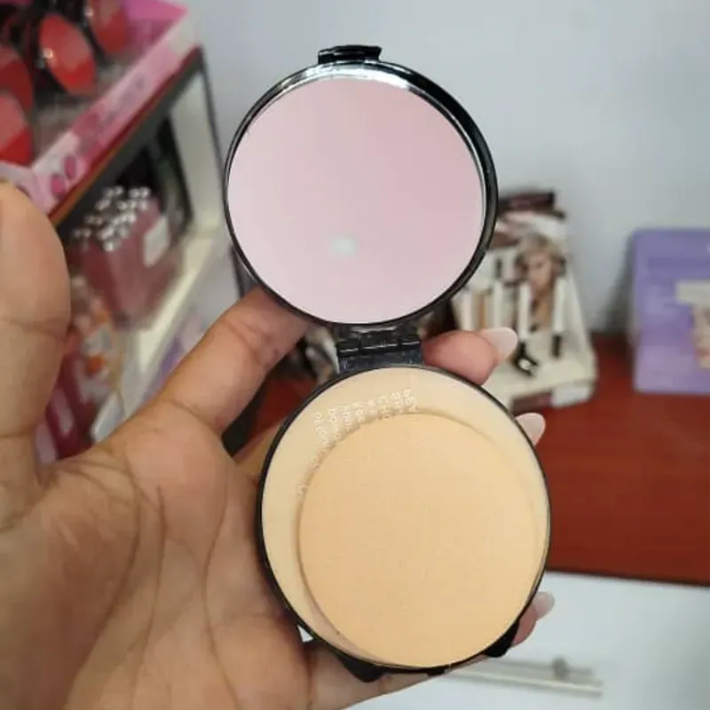 Polvo compacto #1