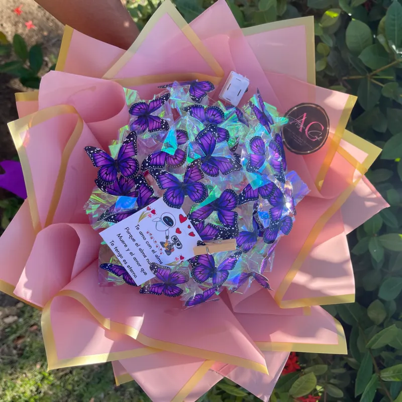 ✨Ramo de mariposas✨