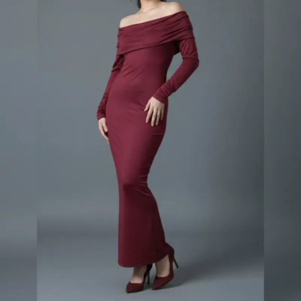 Vestido elastizado largo de hombros descubiertos