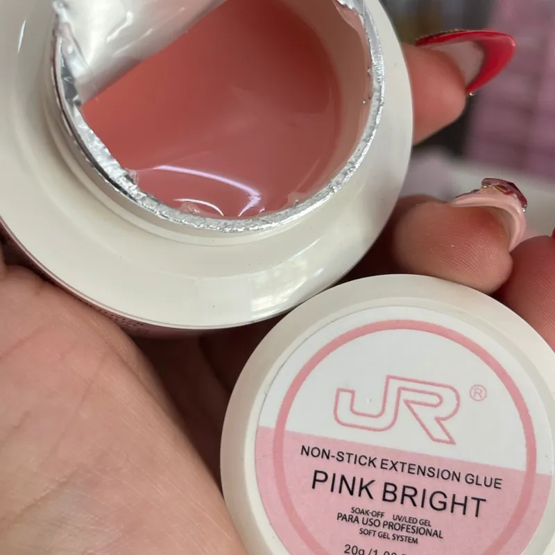 Gel sólido con gel de construcción