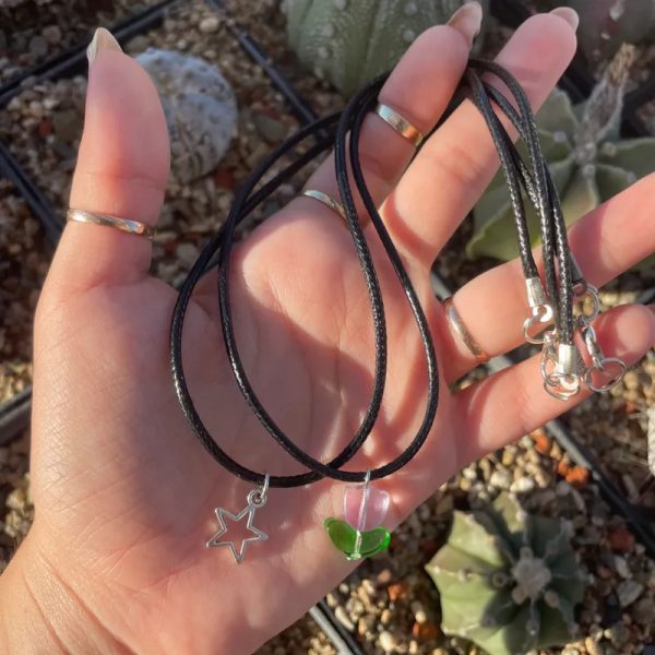 Collares cordón negro