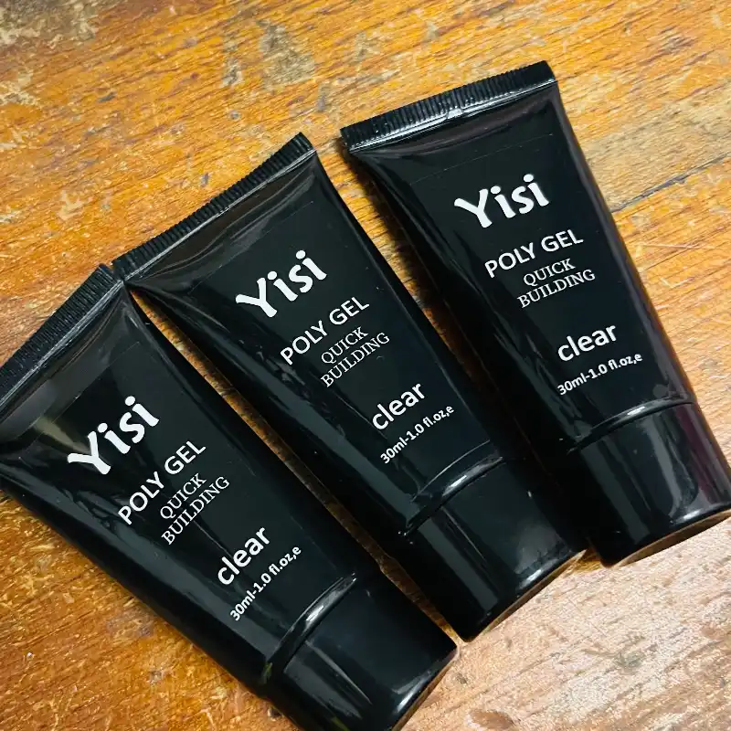 Polygel yissi transparente