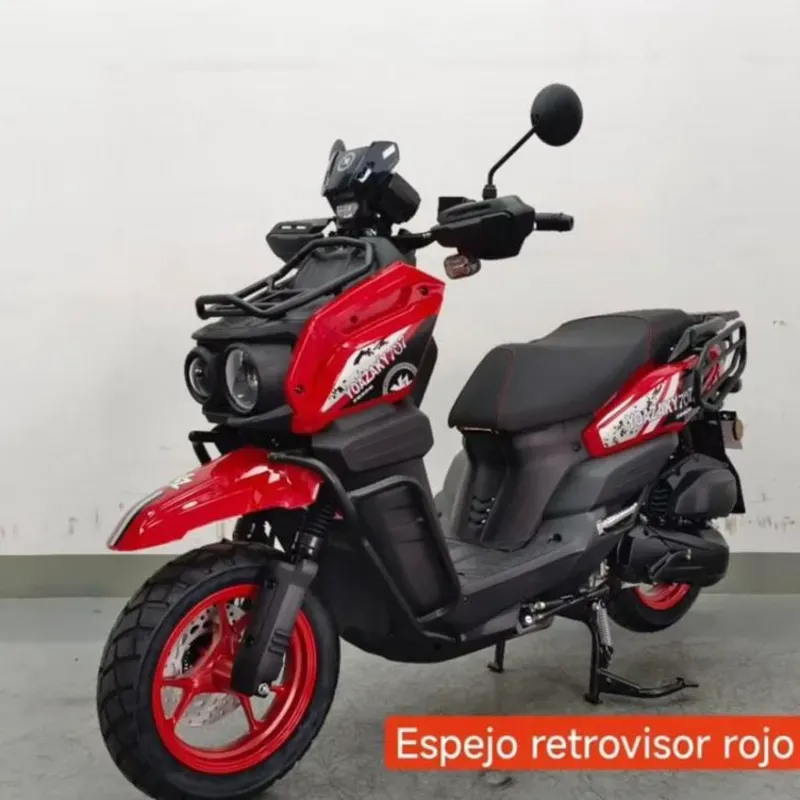 Moto automática Yoazaky 200 cc con chapa certifico en mano,poder especial