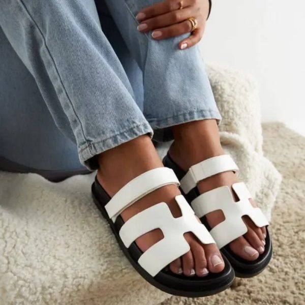 Sandalias practicas