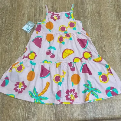 Vestido de tirantes color rosado