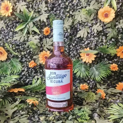 Ron Santiago Añejo