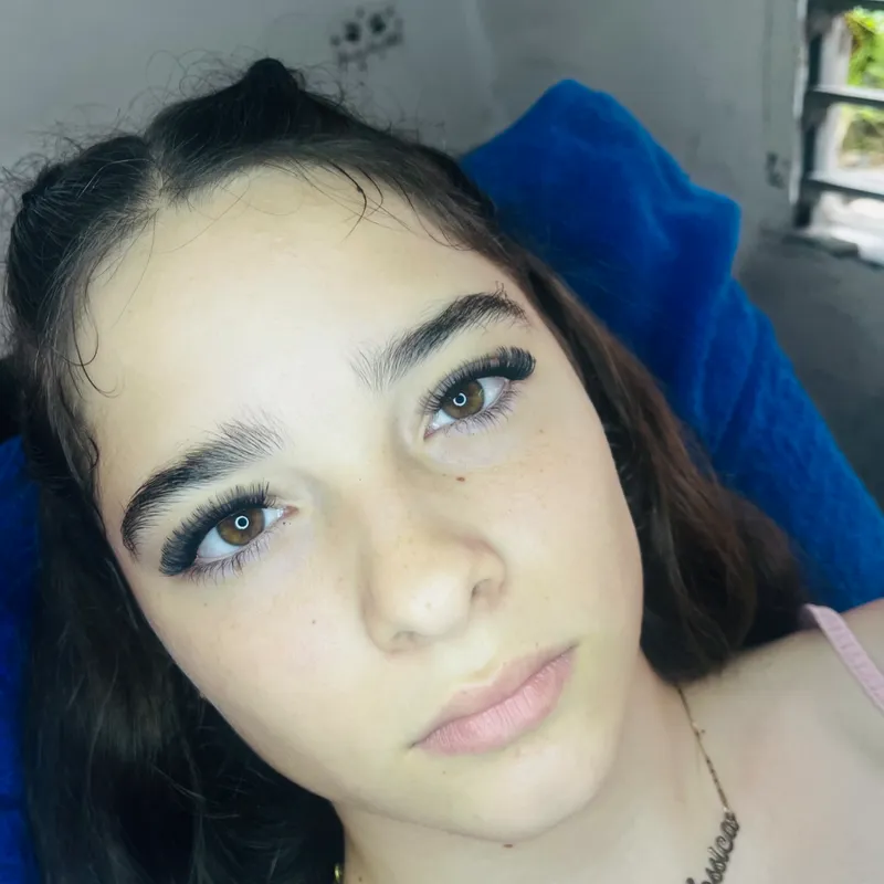 Pestañas de puntos Volumen Ruso