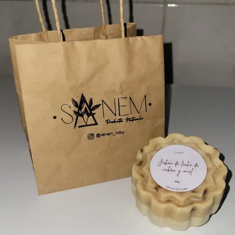 Jabón de leche de cabra y miel 