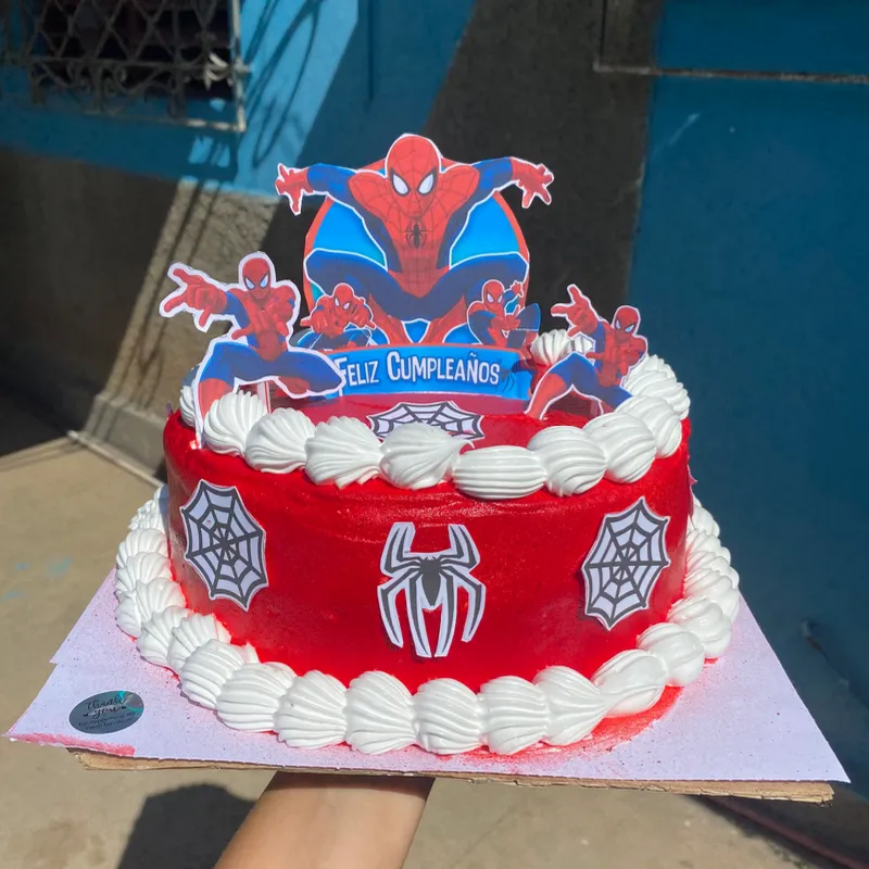 Panetela con temática