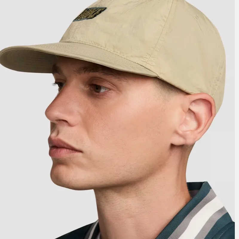 Nike Club Unstructured Outdoor Hat Cap Unisex Size M/L Neutral Olive