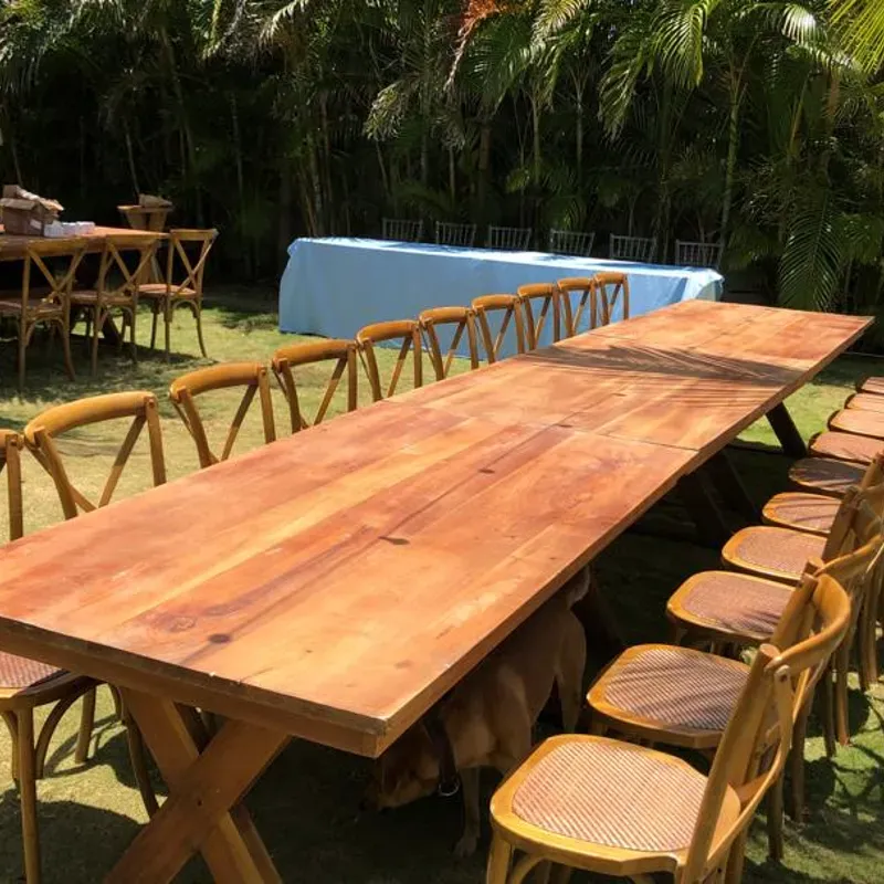 Mesa de madera de cedro 8 pax c/u