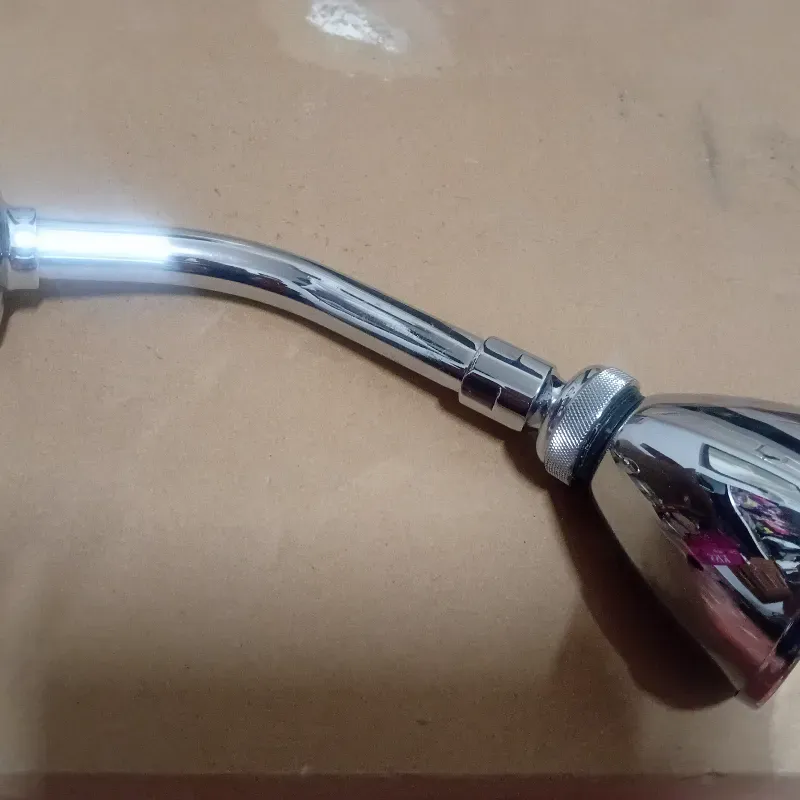 Brazo de ducha con regadera HEVEX