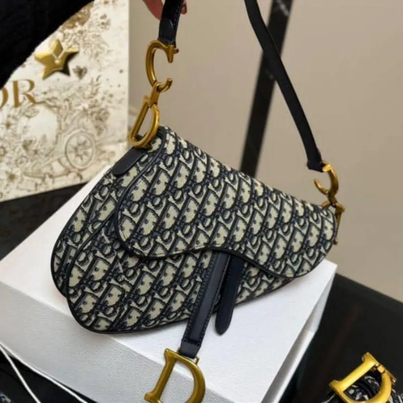 Cartera Christian Dior