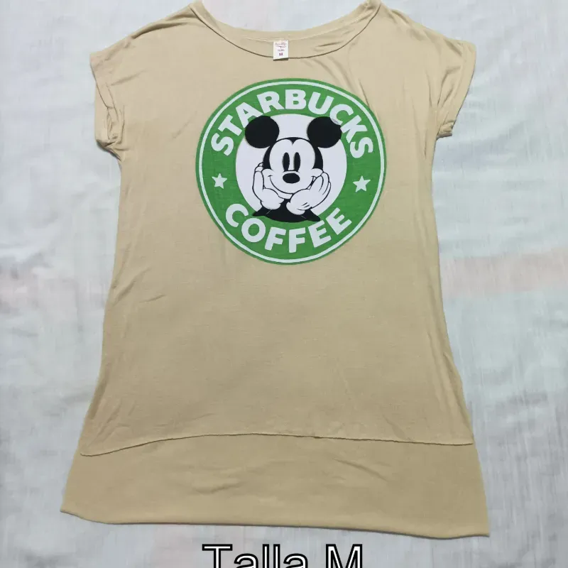 Pulover beige con mickey y starbucks.