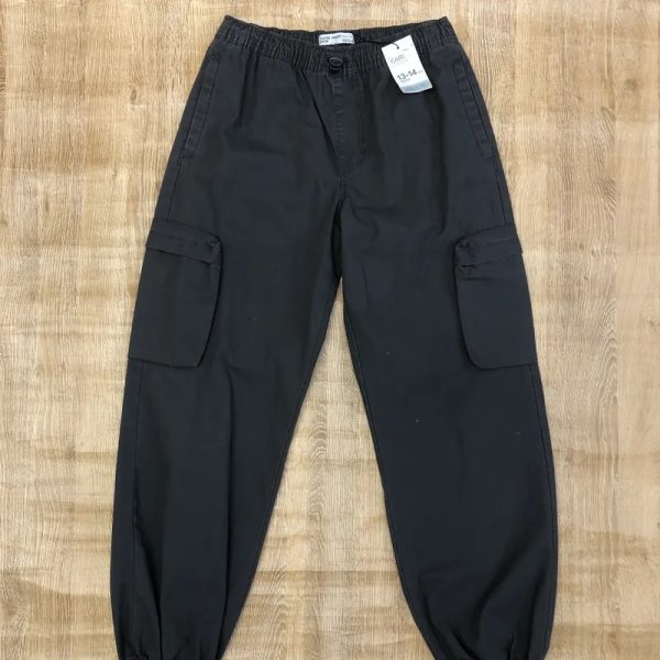 Jogger 4 puertas color negro