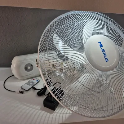 Ventilador de pared recargable