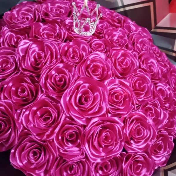 Ramo de 50 rosas eternas