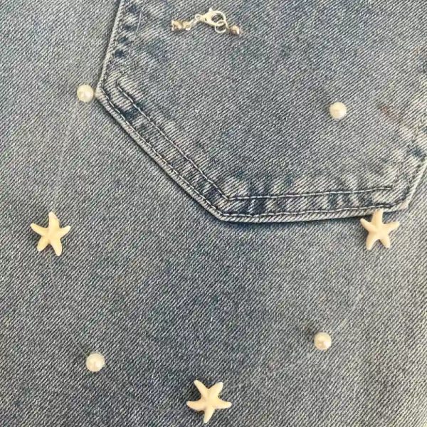 Fantasmita con estrellas de mar y perlas