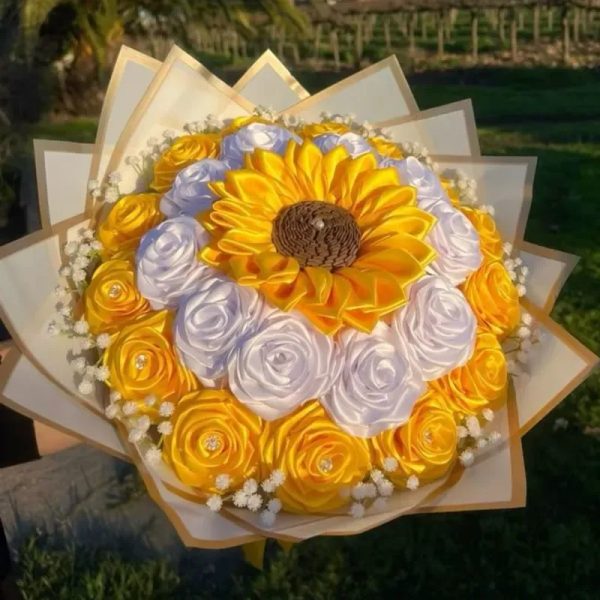 Ramo mediano de rosas y girasoles
