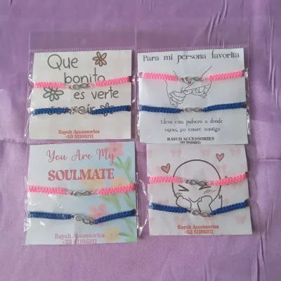 Pulseras tejidas infinito rosado y azul