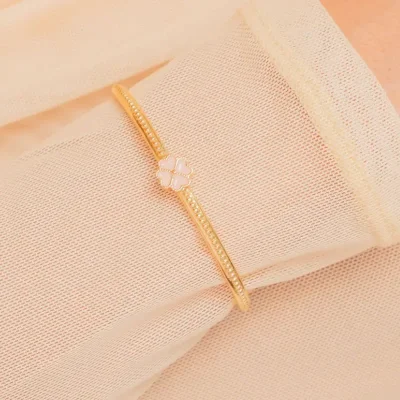 Brazalete Trebol AVEMARÍA X TERS