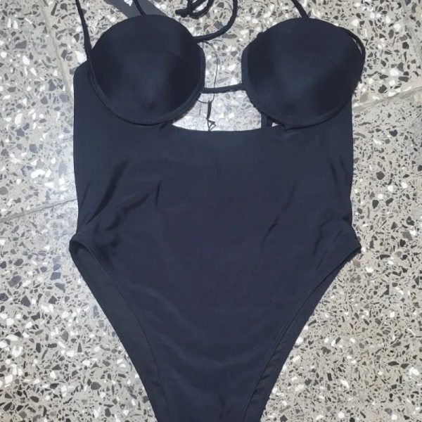 Trusa Negra Fashion Nova