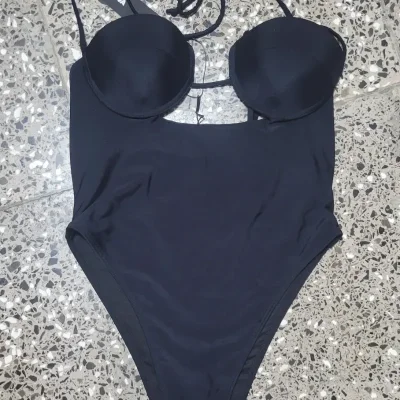 Trusa Negra Fashion Nova