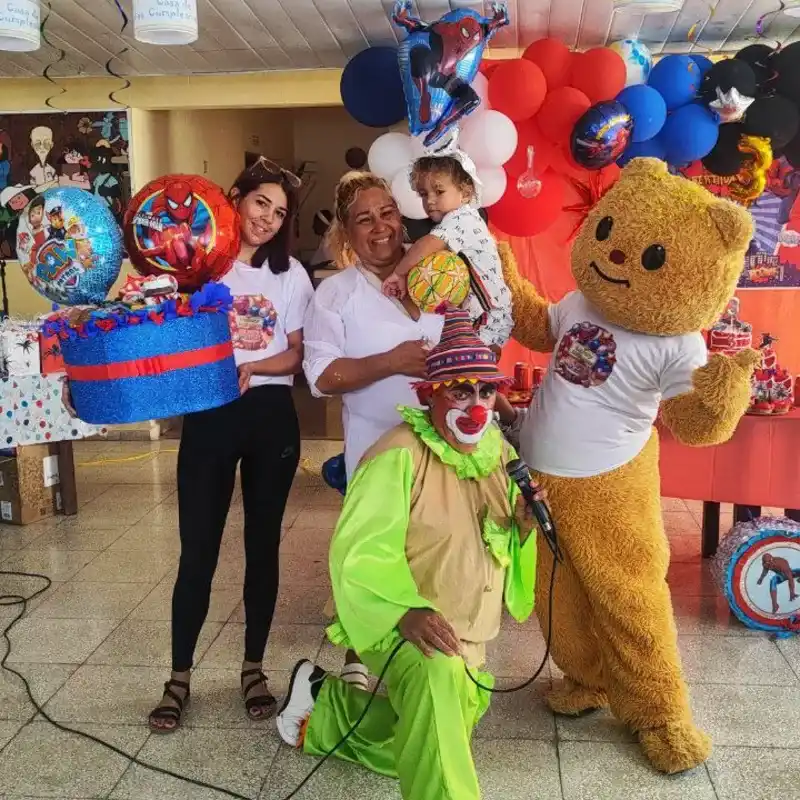 Clientes Complacidos