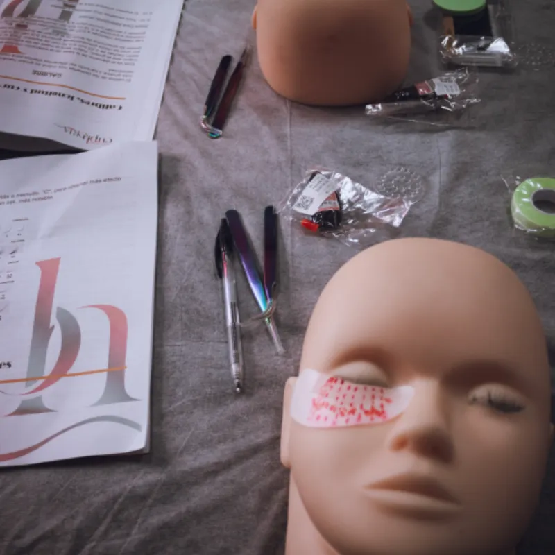 Curso de Extensiones de Pestañas VIP