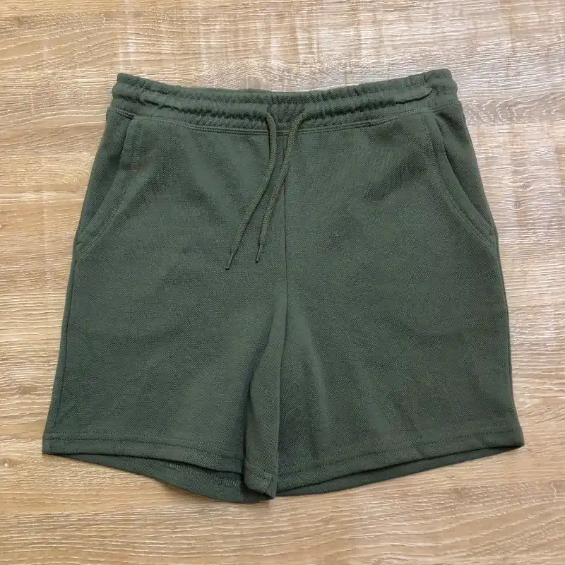 Short de felpa color verde