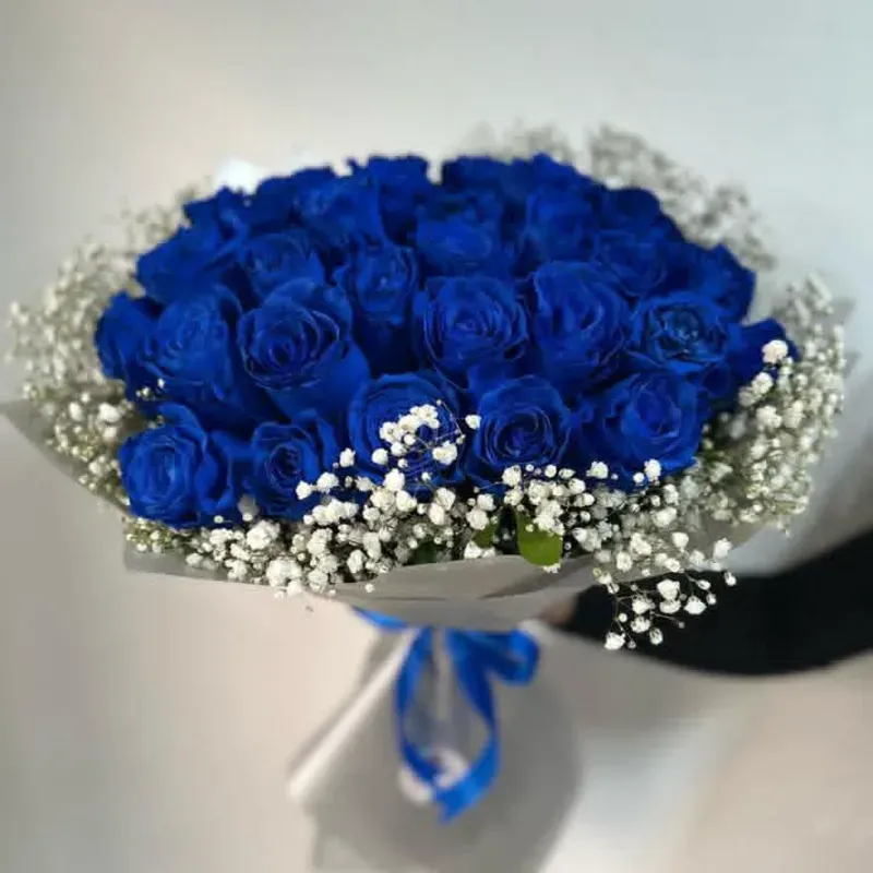 Ramos de 30 Rosas azules naturales importadas