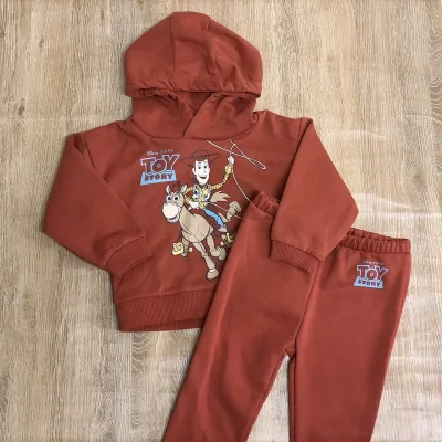 Conjunto de Toy Story color terracota