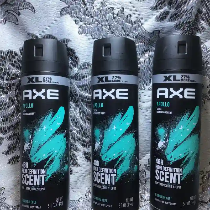 Spray corporal axe