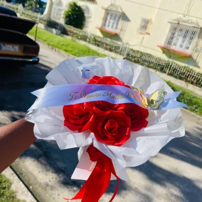 ✨Mini ramo de rosas eternas  ✨