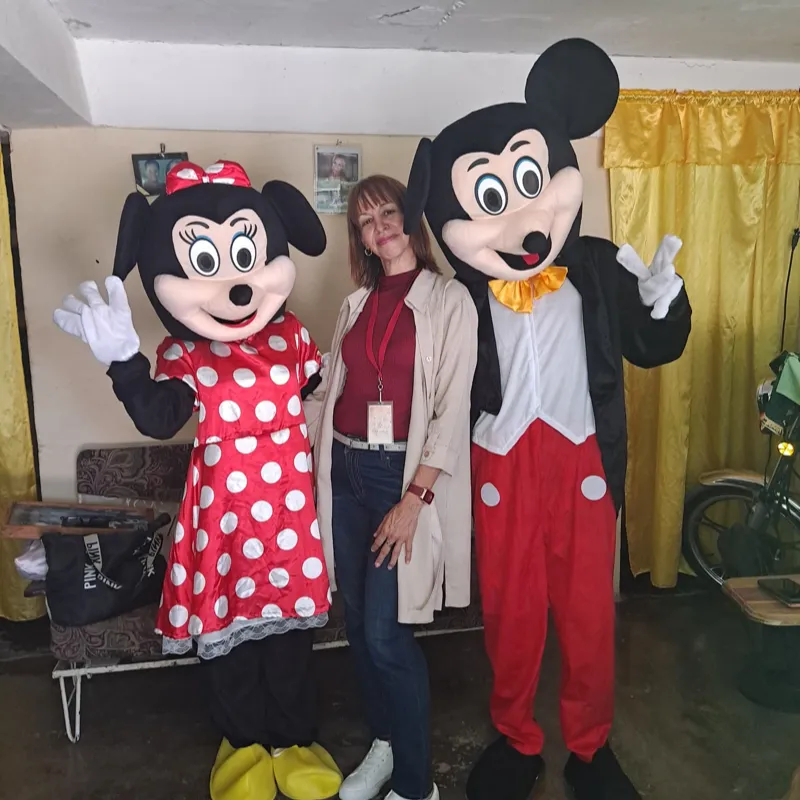 Dinámica con Minnie y Mickey
