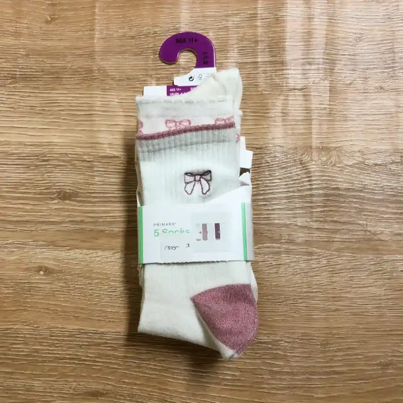 Medias con lazos rosados