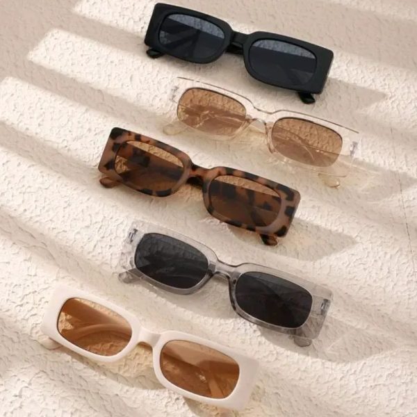 Gafas de sol con montira cuadrada de plástico