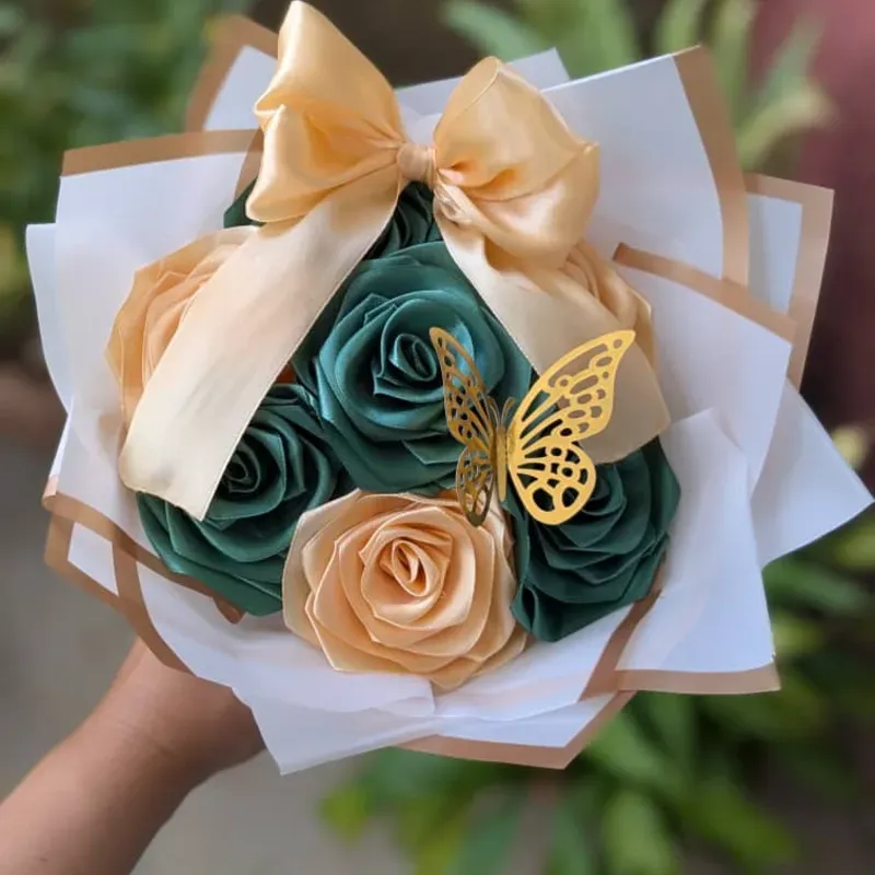 Ramos de 7 rosas eternas