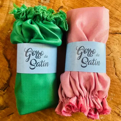 Gorros de Satín