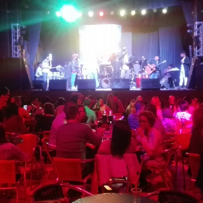 City-2.4 City Tour Habana Premium. Almuerzo y Cena