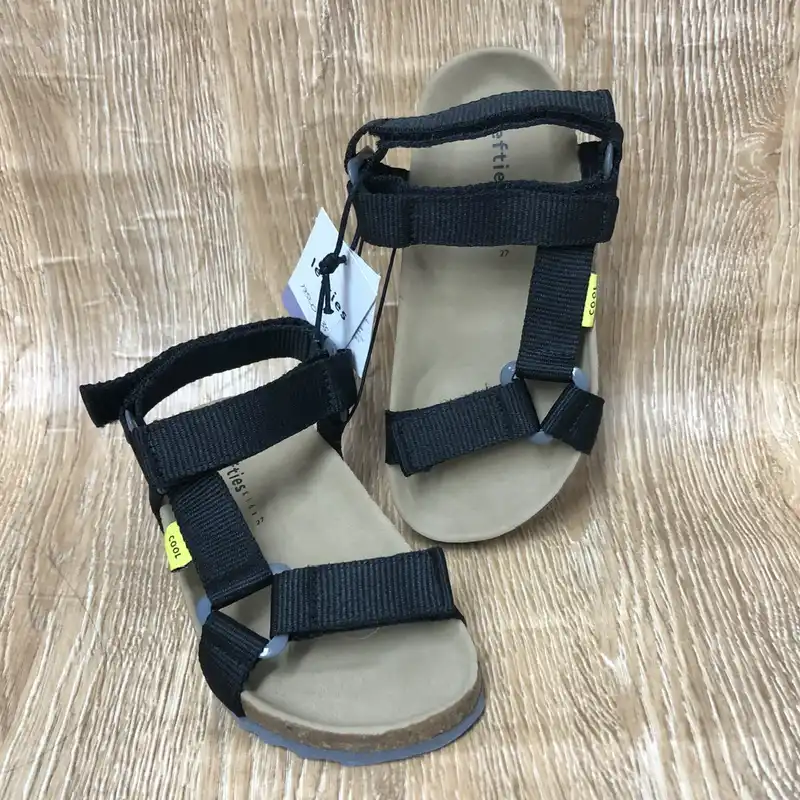 Sandalias color negro