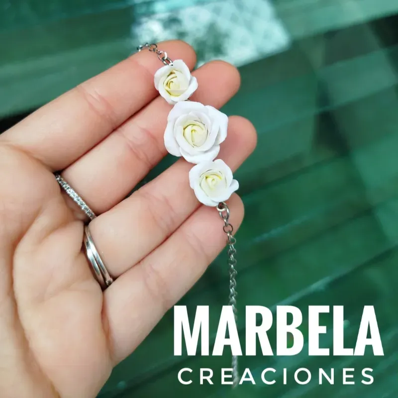 ✨ Pulsera Triple de Rosas✨
