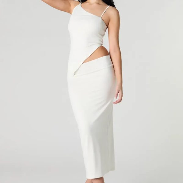 Conjunto blanco asimétrico top y saya larga