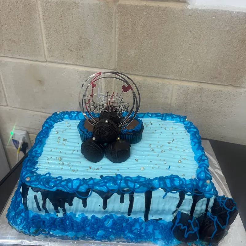 Kake Cuadrado Merengue